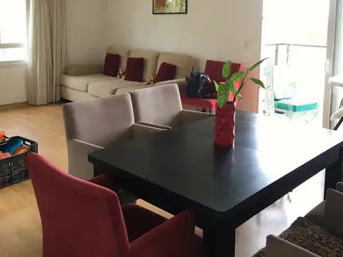 Venta hermoso departamento calle Montevideo Tigre