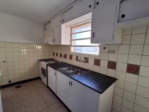 Departamento 4 ambientes con 1 baño