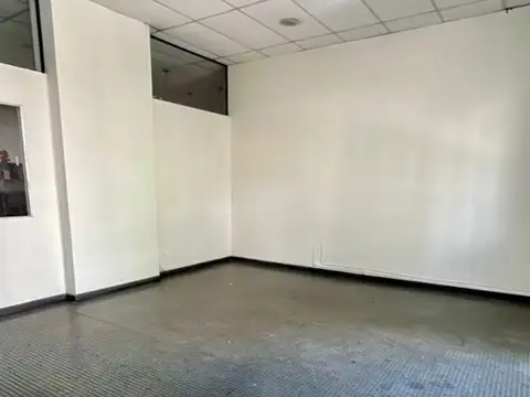 Oficina en Alquiler al Norte