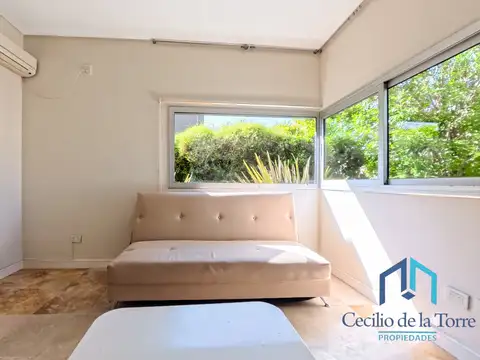 Casa 4 ambientes con 5 baños