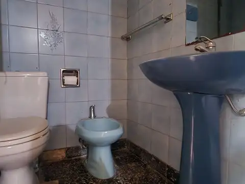 VENTA CASA 4 AMB VILLA TESEI CON JARDIN Y GARAGE