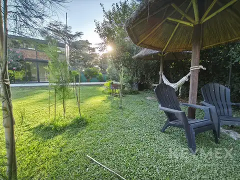 Quinta CON 2 CASAS, PISCINA, Y GALPÓN AMPLIO