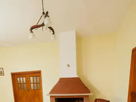 Dr, Luis Vila al 1300