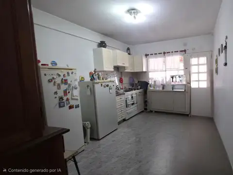 Casa 3 ambientes con 1 baño