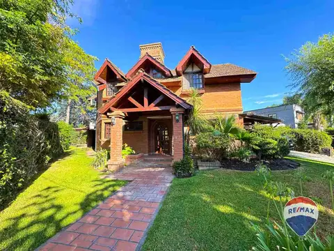 CASA 4 AMBIENTES EN VENTA EN CANNING CON PARQUE