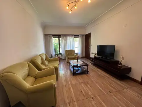 Casa en Venta en Los Pinares, USD 195.000
