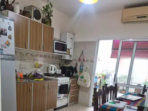 Depto Tipo Casa en Alquiler de 3 ambientes