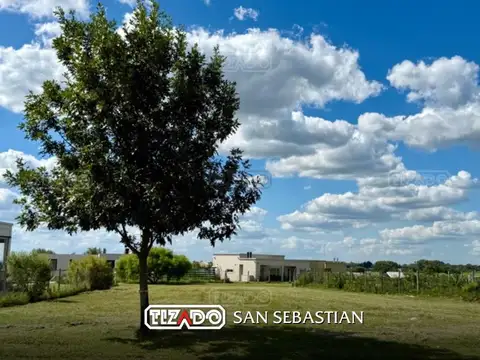Lote venta fondo verde 1005 m2 area 12 San Sebastian . Exclusividad