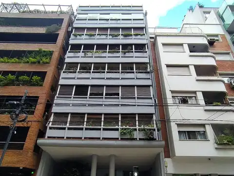 Piso 3 amb con baulera  a 50 mtrs Av Cabildo