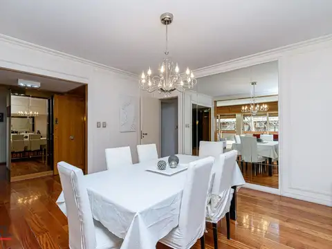 Departamento en Venta con 2 cocheras