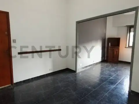 Avenida Carabobo 700, Piso 0