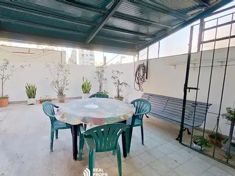 Venta Depto. 3 Amb. con Terraza propia en Parque Rivadavia Apto Credito