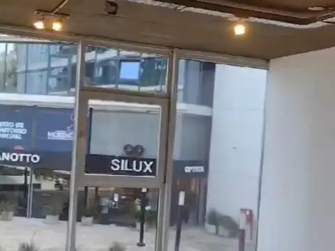 Oficina en Venta con 1 cochera