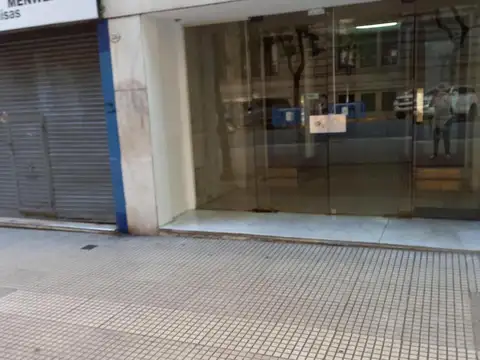 Oficina Monoambiente con 2 baños