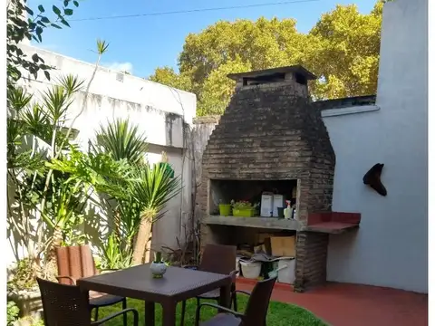 Olegario Victor Andrade 700