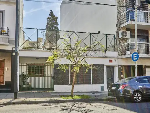 PH Venta Villa del Parque lascano 2500 4 ambientes terraza excelente estado parrilla