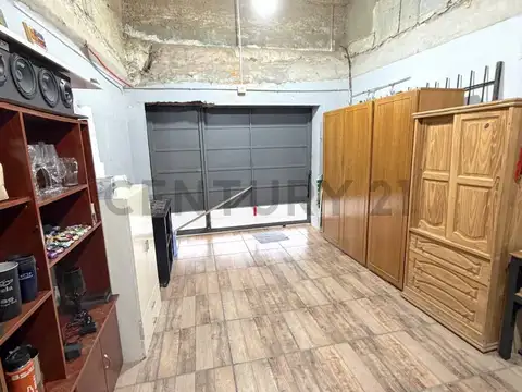 Casa con Local Comercial | Excelente ubicación y gran potencial. VENADO TUERTO