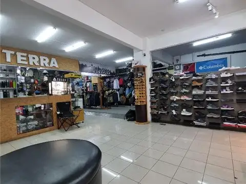 Paraguay 3000, Piso P.B.