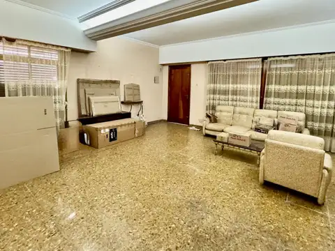 VENTA CASA TRES AMBIENTES EN DOCK SUD LOTE