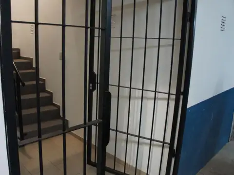 Galpon en Alquiler 18  mts Fondo