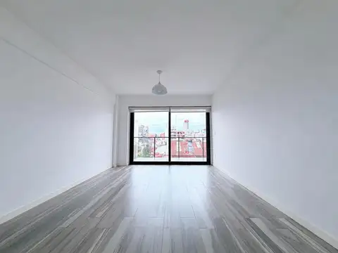 Zapiola 4400, Piso 4