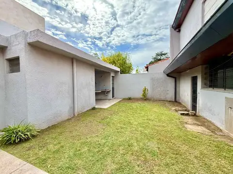 Casa en Venta en San Antonio de Padua, USD 152.000