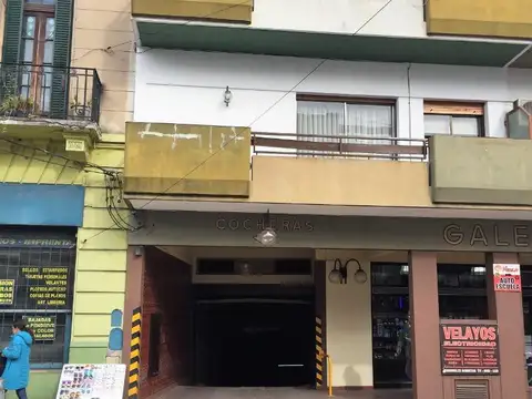 COCHERA EN ALQUILER!! INMEJORABLE UBICACIÓN !!!