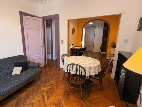 Piso 3 AMB en alquiler Balvanera Amplio 2 baños