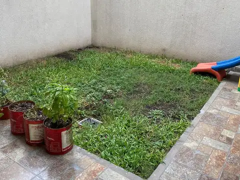 Depto Tipo Casa 3 ambientes con 1 baño
