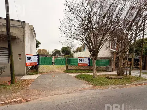 VENTA DE TERRENO 10x60 CON VIVIENDA 2 AMBIENTES EN EZPELETA OESTE
