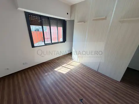 Depto Tipo Casa 5 ambientes con 2 baños
