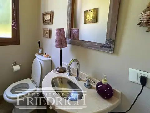 Casa en Venta con 1 cochera