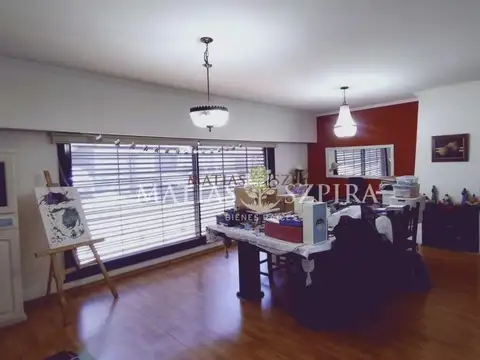 Venta de Casa 6 Ambientes en Haedo, Morón