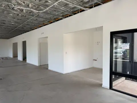 ALQUILER LOCAL COMERCIAL EN DOCTA – NOBU TOWN