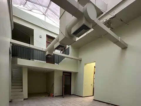 Local en Alquiler en Nuestra Señora De Lourdes, USD 1.500