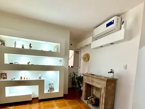 Casa en venta de 5 ambientes en Liniers