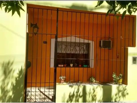 Presidente Ibañez 900 , Piso 0