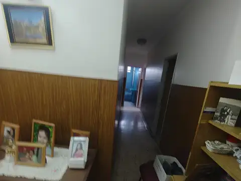 IMPORTANTE PROPIEDAD COMERCIAL Y RESIDENCIAL SOBRE AV. BOULEVARD BUENOS AIRES