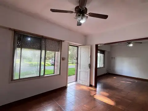 CASA EN PH EN VENTA 3 DOMRITORIOS AL FRENTE