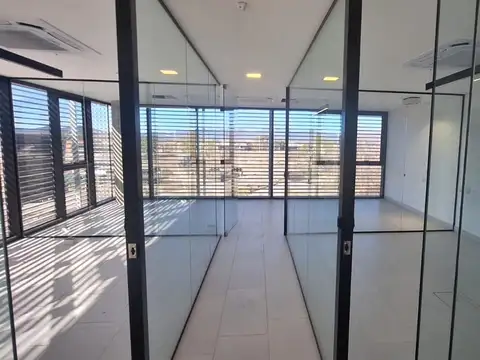 Oficina en Alquiler en San Lorenzo, USD 4.650