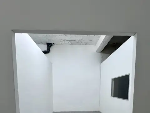 Galpón en alquiler de 400m2 ubicado en España Y Hospitales