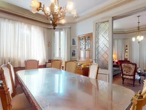 Casa en Alquiler en Plaza Moreno, USD 3.700