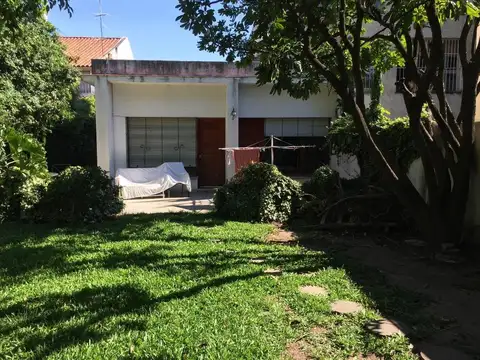 Lote ideal para emprendimiento en Pedernera 170, Lomas de Zamora Este