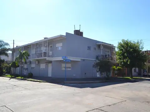VENTA PH 3 AMBIENTES CON BALCÓN CASEROS