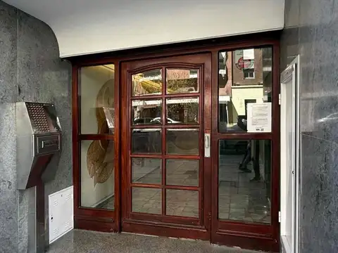 VENTA MONOAMBIENTE LATERAL PLAZA MITRE
