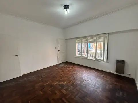 Casa en Venta en Rafael Calzada, USD 185.000