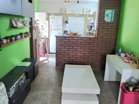 Depto Tipo Casa en Venta de 3 ambientes