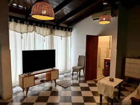 Depto Tipo Casa 4 ambientes con 1 baño