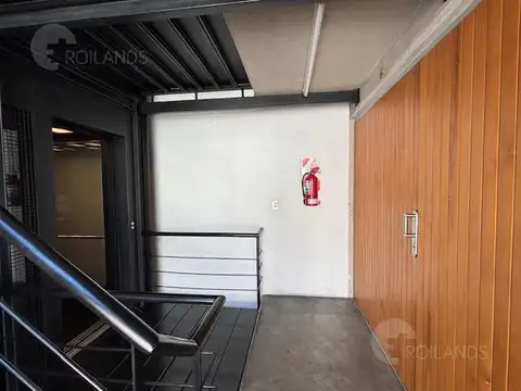 Oficina en Alquiler al Este