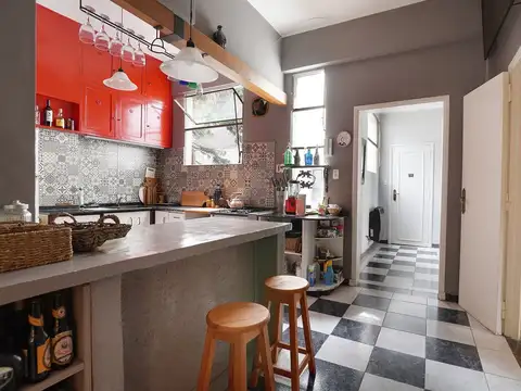 VENTA PH 5 AMBIENTES ALMAGRO SIN EXPENSAS